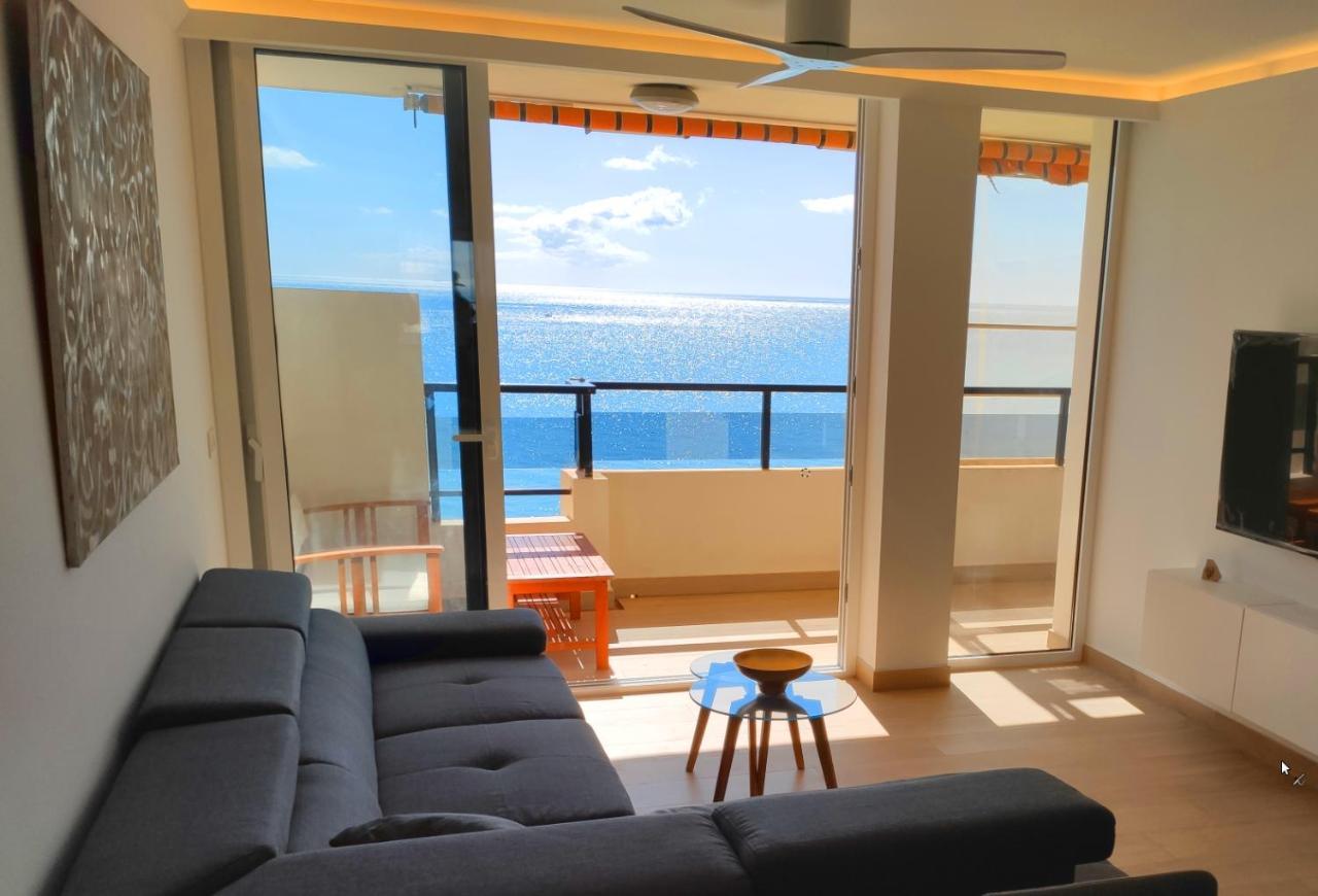 Beachfront -- New Luxury Apartment -- 1ª Linea Playa -- Fuengirola City Center -- Private Parking -- Panoramic Sea Views -- 外观 照片