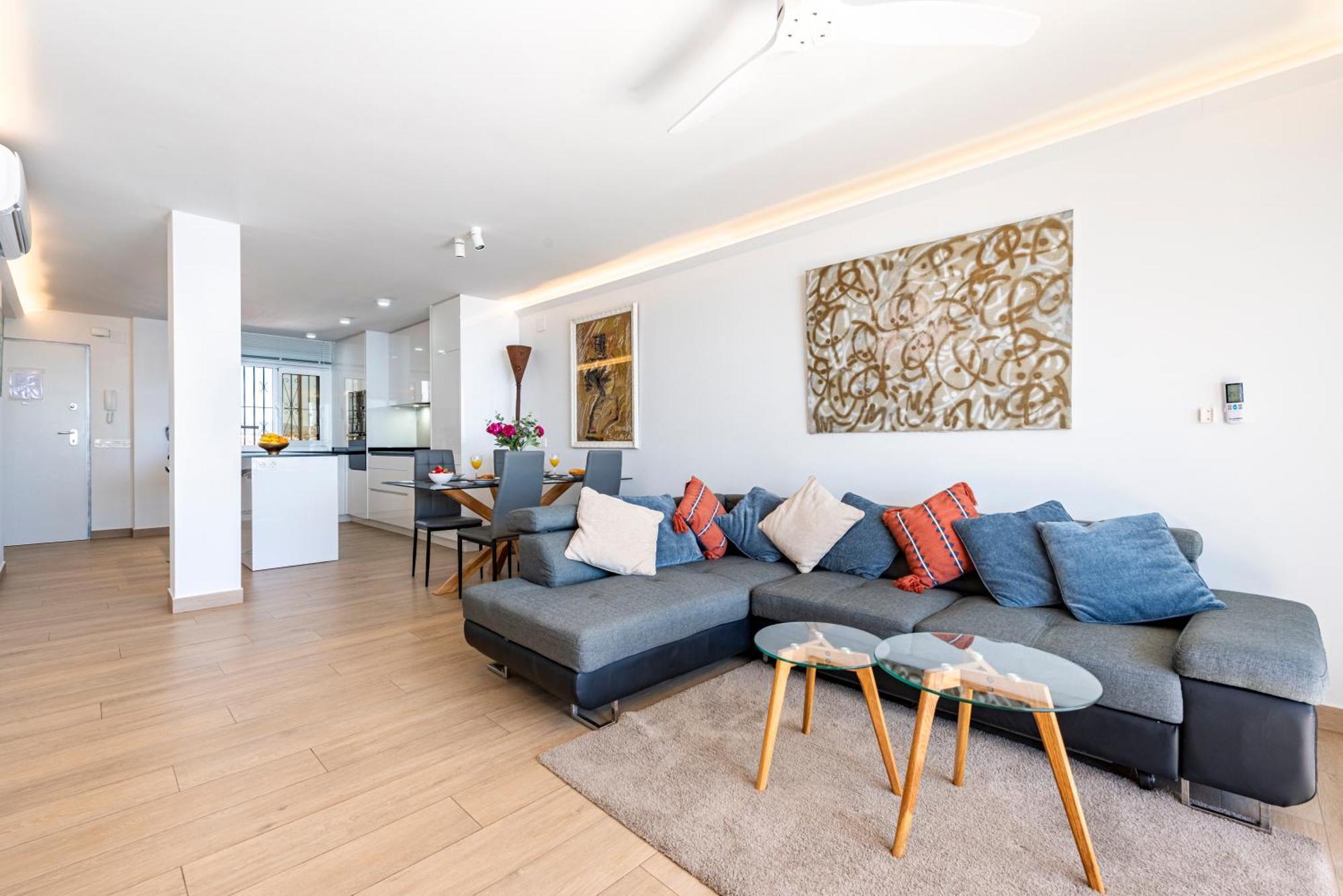 Beachfront -- New Luxury Apartment -- 1ª Linea Playa -- Fuengirola City Center -- Private Parking -- Panoramic Sea Views -- 外观 照片